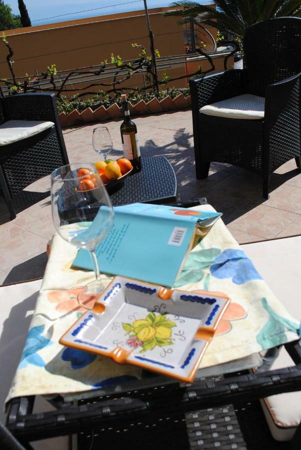 Il Rosmarino Apartment Taormina Eksteriør billede